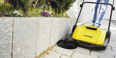 Máximos resultados de limpeza com varredeira manual Kärcher S 650 Máximos resultados de limpeza com varredeira manual Kärcher S 650