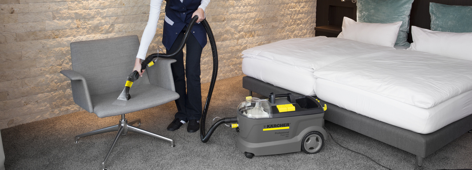 Máy hút bụi cầm tay không dây Karcher VC 4s Máy hút bụi không dây Karcher