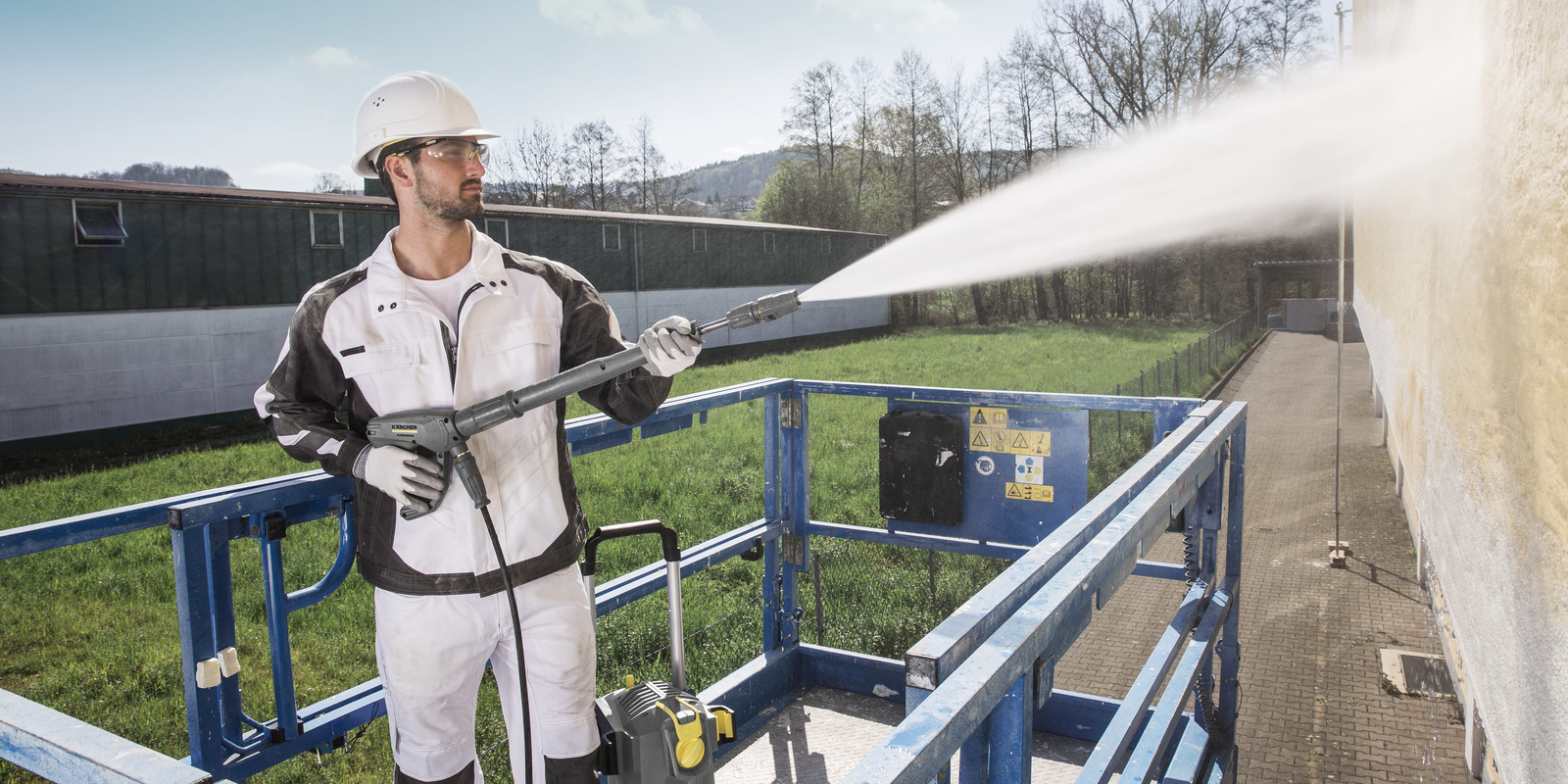 Máy phun rửa áp lực cao công nghiệp Máy phun rửa áp lực cao công nghiệp