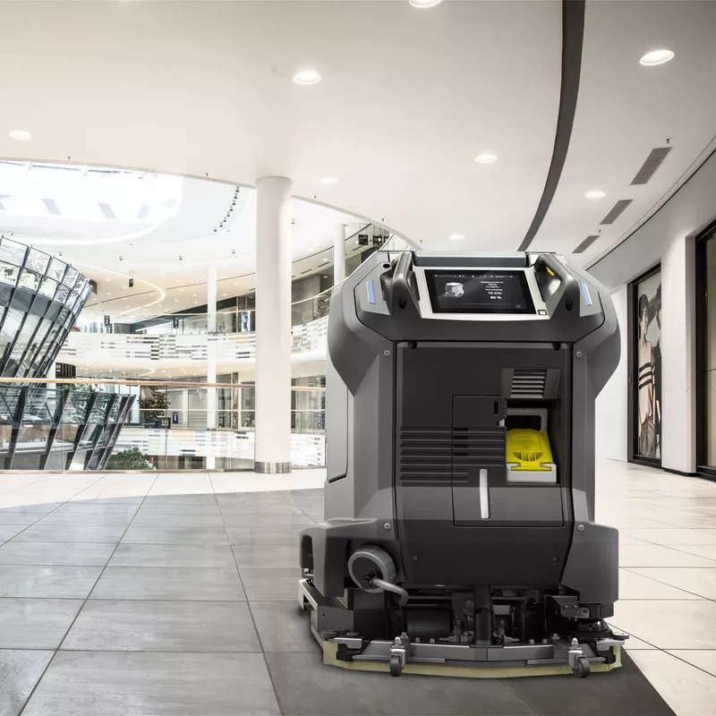 Efficient cleaning of large floor areas in a shopping centre with the autonomous Kärcher KIRA B 50 cleaning robot