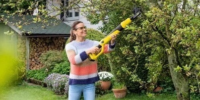 Обрізання дерев