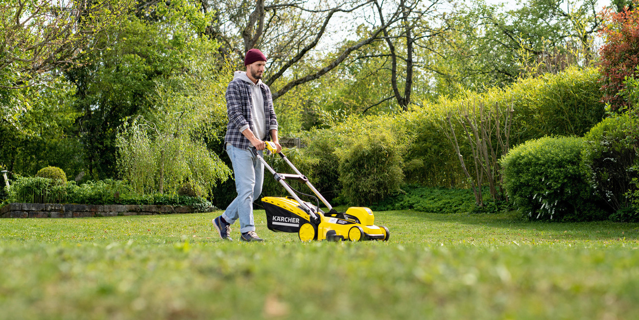 Conseils de Kärcher pour tondre la pelouse