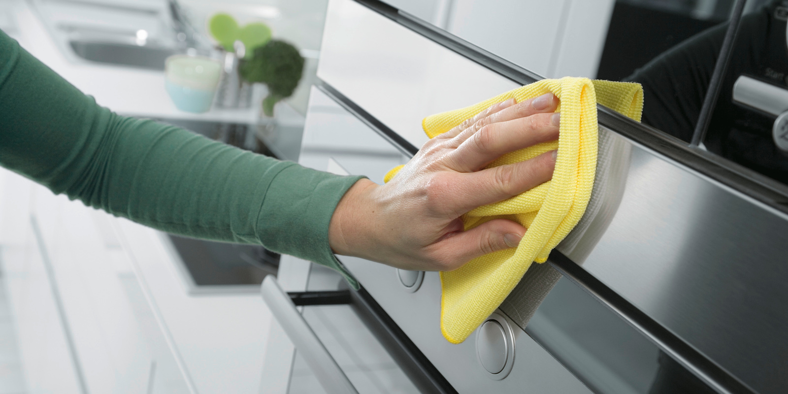 Nettoyage du four avec les conseils Kärcher