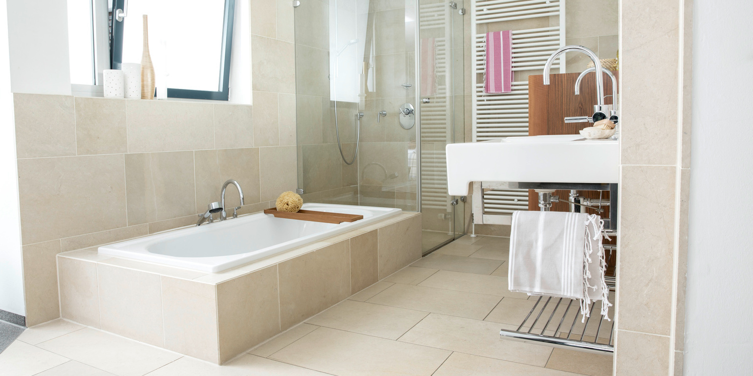 Nettoyage de la salle de bains avec les conseils Kärcher