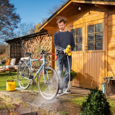 Bike cleaning: tips for home and on the road
