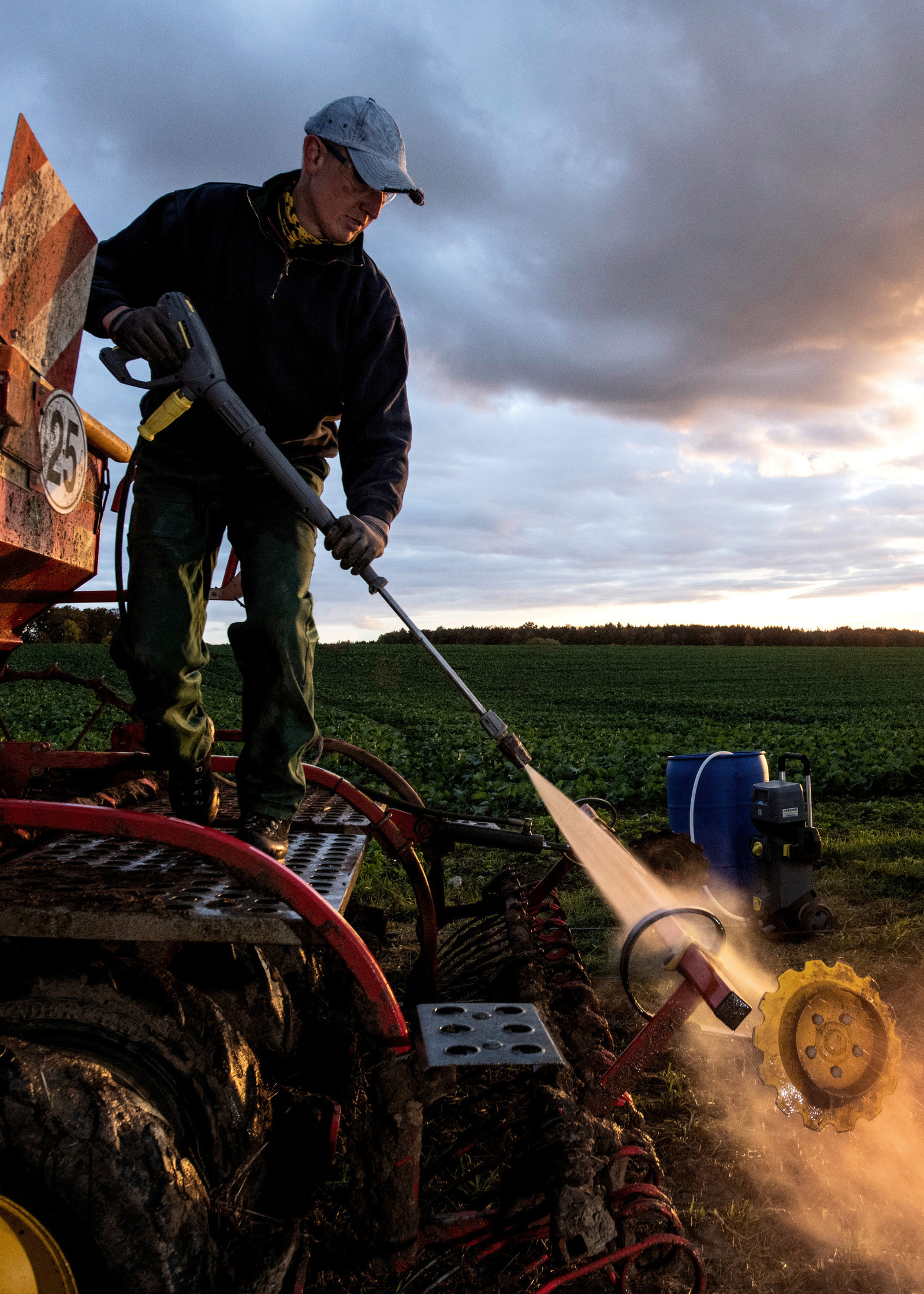 Pulizia efficiente attrezzi agricoli