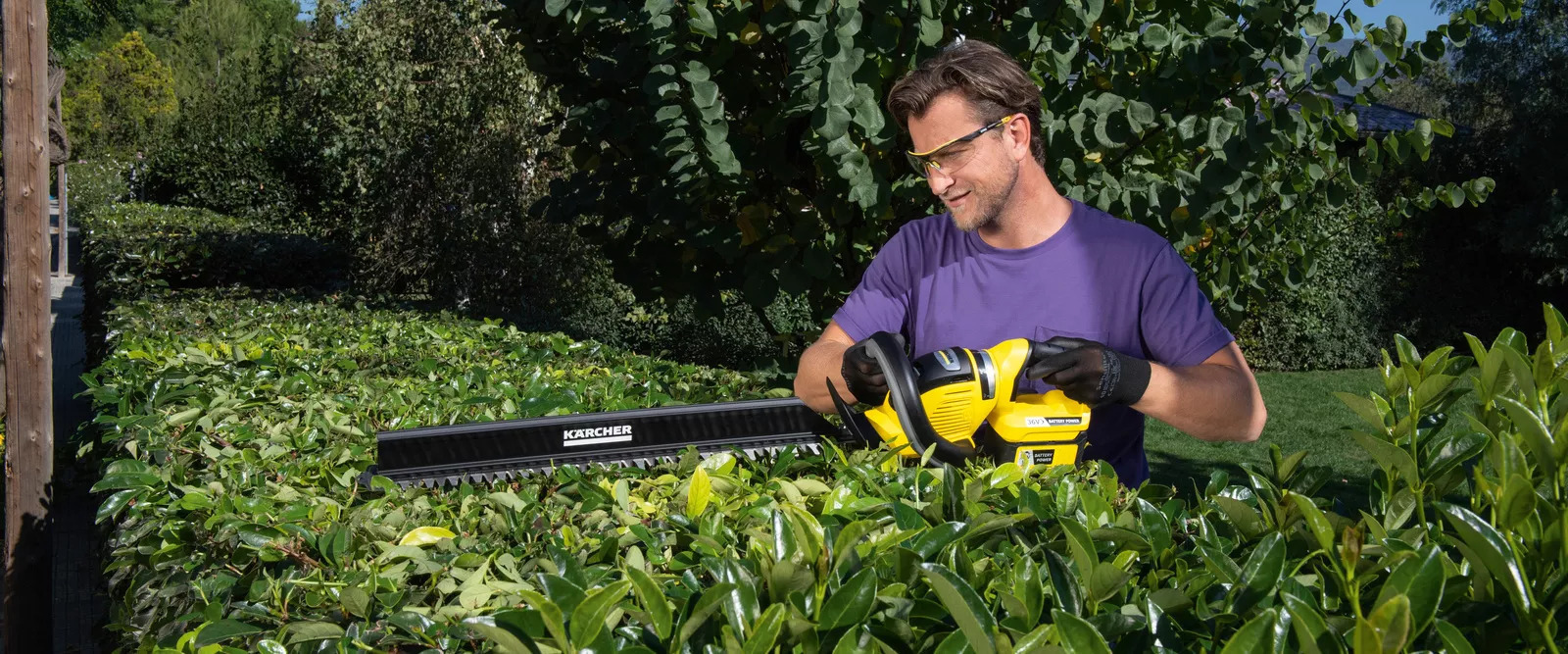 Foarfeca de tuns gardul viu cu acumulator Karcher Foarfeca de tuns gardul viu cu acumulator Karcher