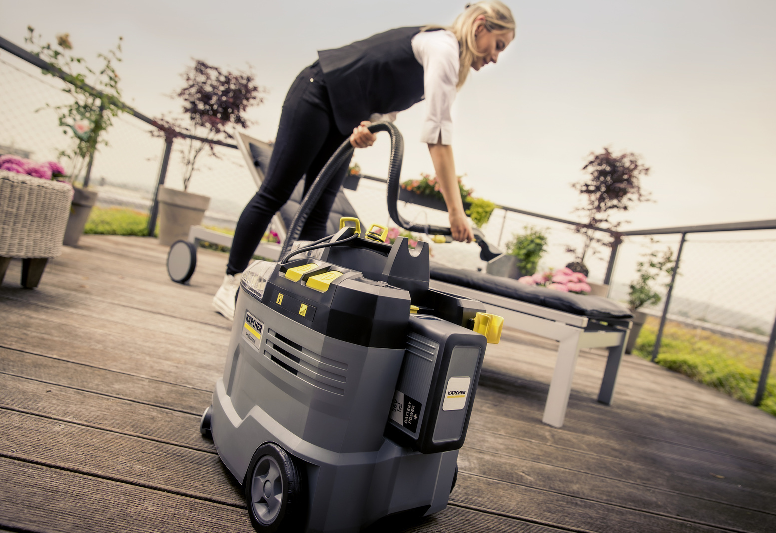 Puzzi_9_1_Bp_hospitality_app_13_CI20_96 dpi (jpg) Puzzi_9_1_Bp_hospitality_app_13_CI20_96 dpi (jpg)