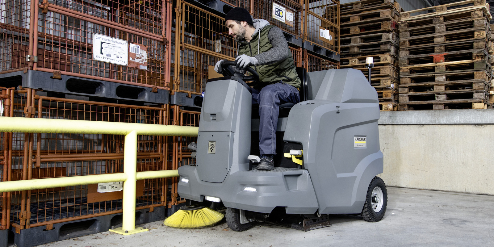 KM_100_120_R_G_logistics_sweeping KM_100_120_R_G_logistics_sweeping