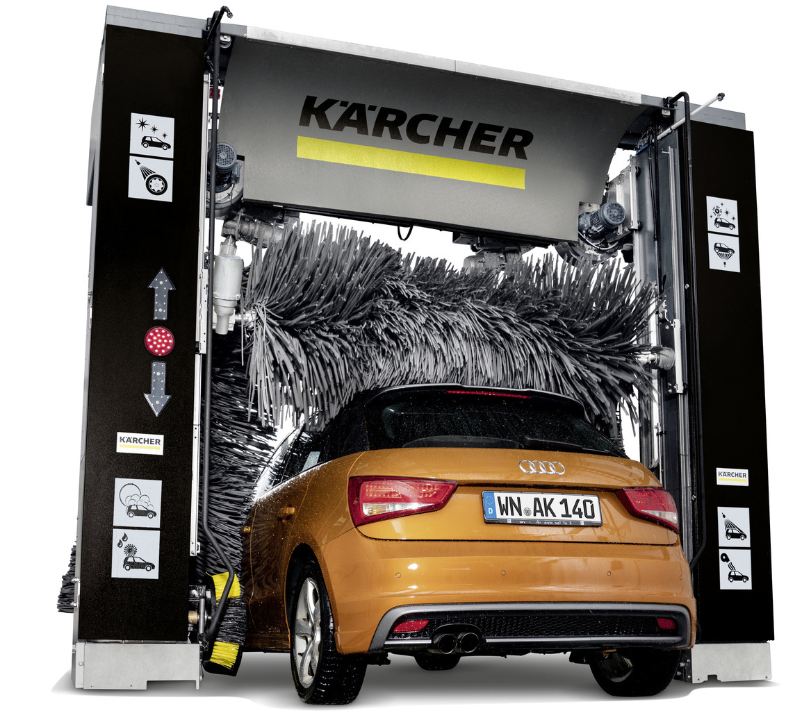 The Kärcher CW 1 Klean!Fit gantry car wash cleans reliably. The Kärcher CW 1 Klean!Fit gantry car wash cleans reliably.