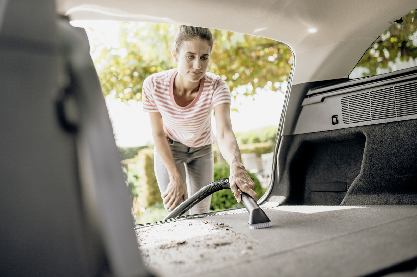 WD 3 V Car có thể hút bụi ở mọi nơi