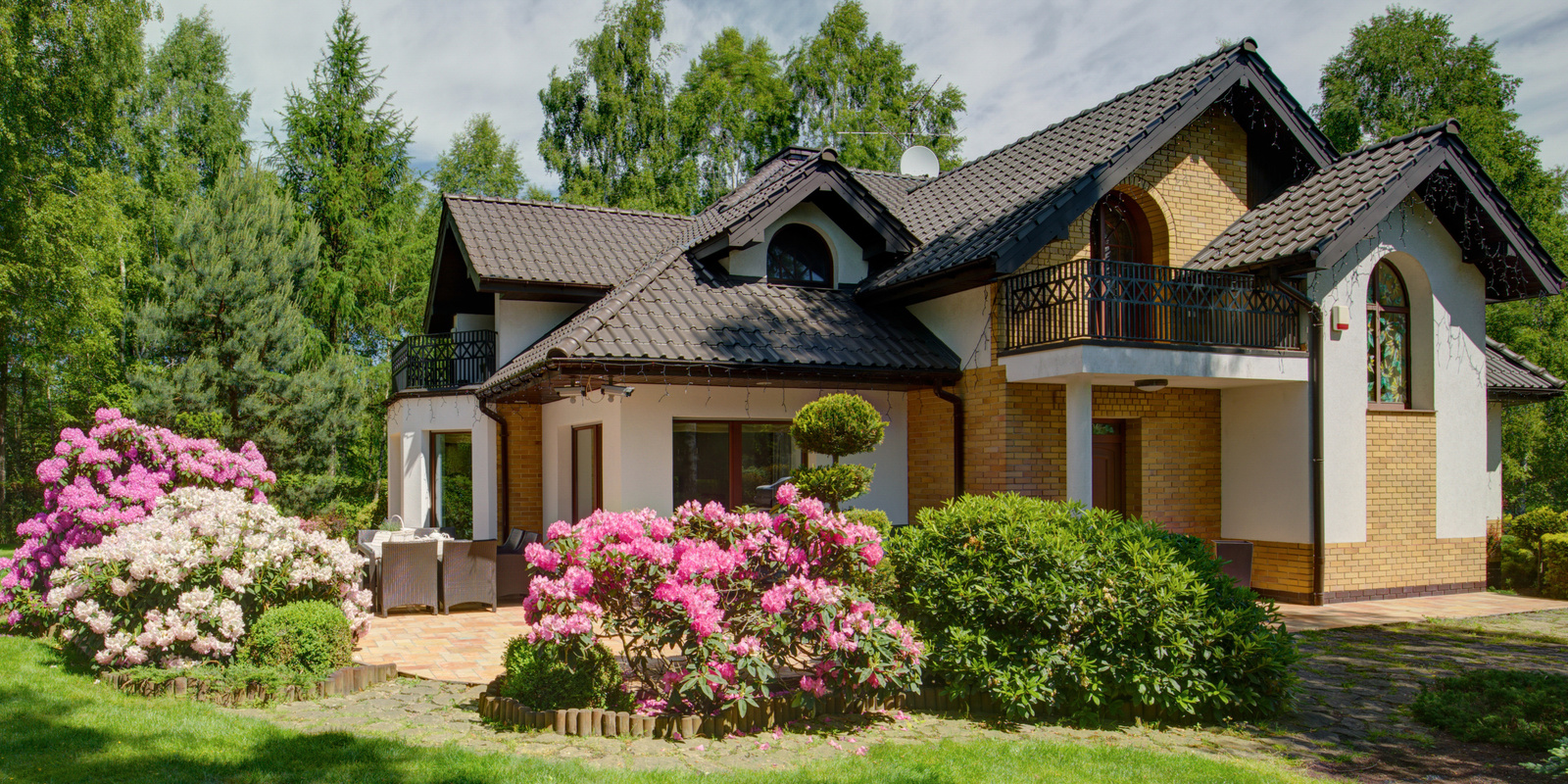 Kärcher: Removing weeds