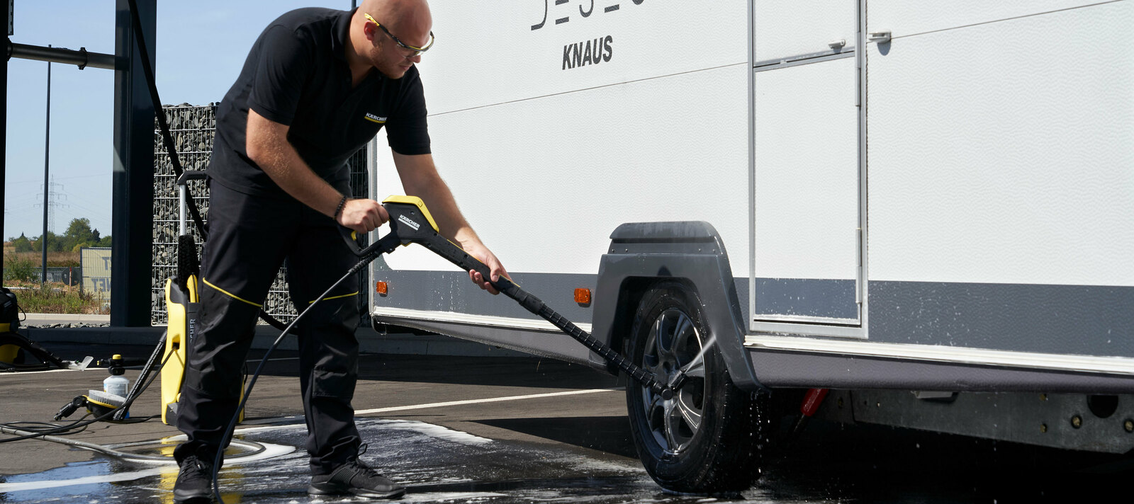 Wohnmobil - Radkasten reinigen Wohnmobil - Radkasten reinigen