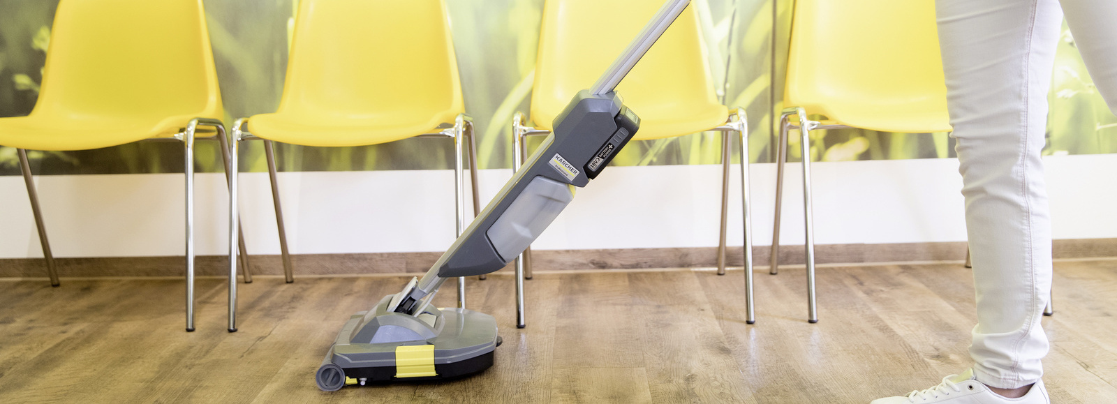 18V Floor Cleaner 18V Floor Cleaner