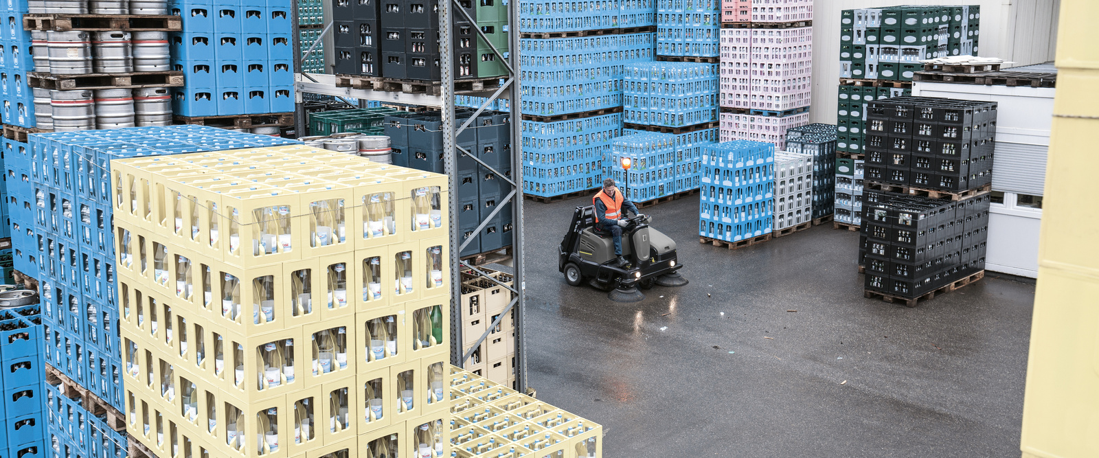 Kärcher Aufsitz-Kehrsaugmaschinen Kärcher Aufsitz-Kehrsaugmaschinen