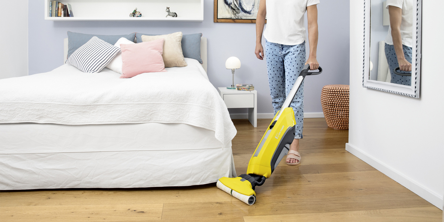 FC 5 Cordless floor cleaner FC 5 Cordless floor cleaner removes dust and spillages