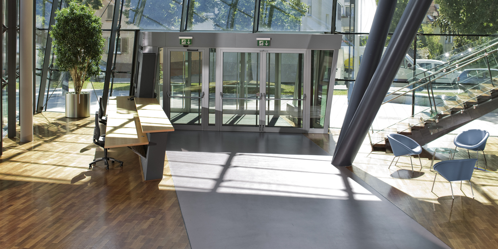 Priemyselné riešenia Kärcher pre upratovacie firmy