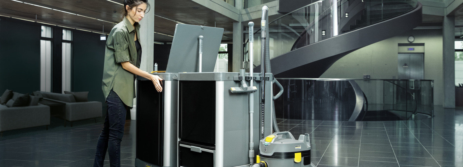 Reinigungswagen FlexoMate: Nachhaltig mit Recycling-Kunststoff