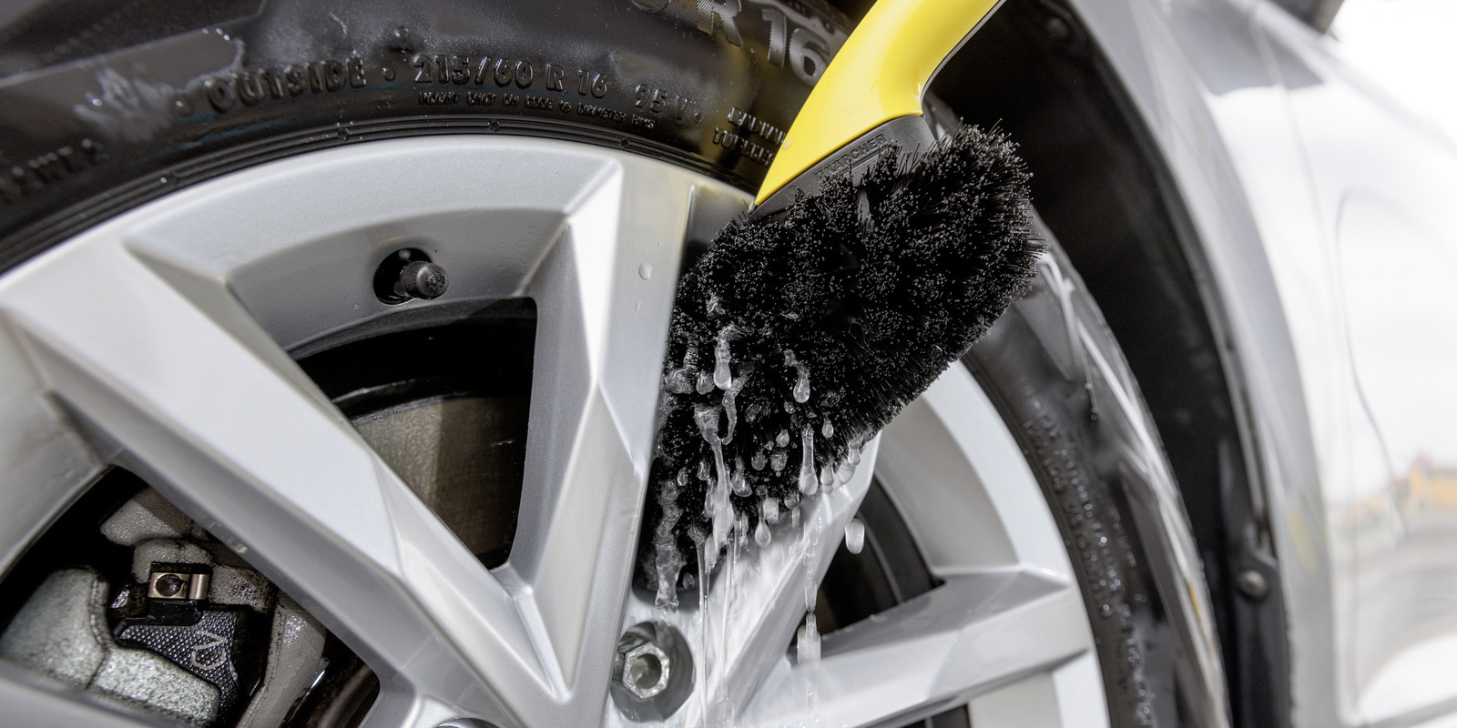 Felgenwaschbürste