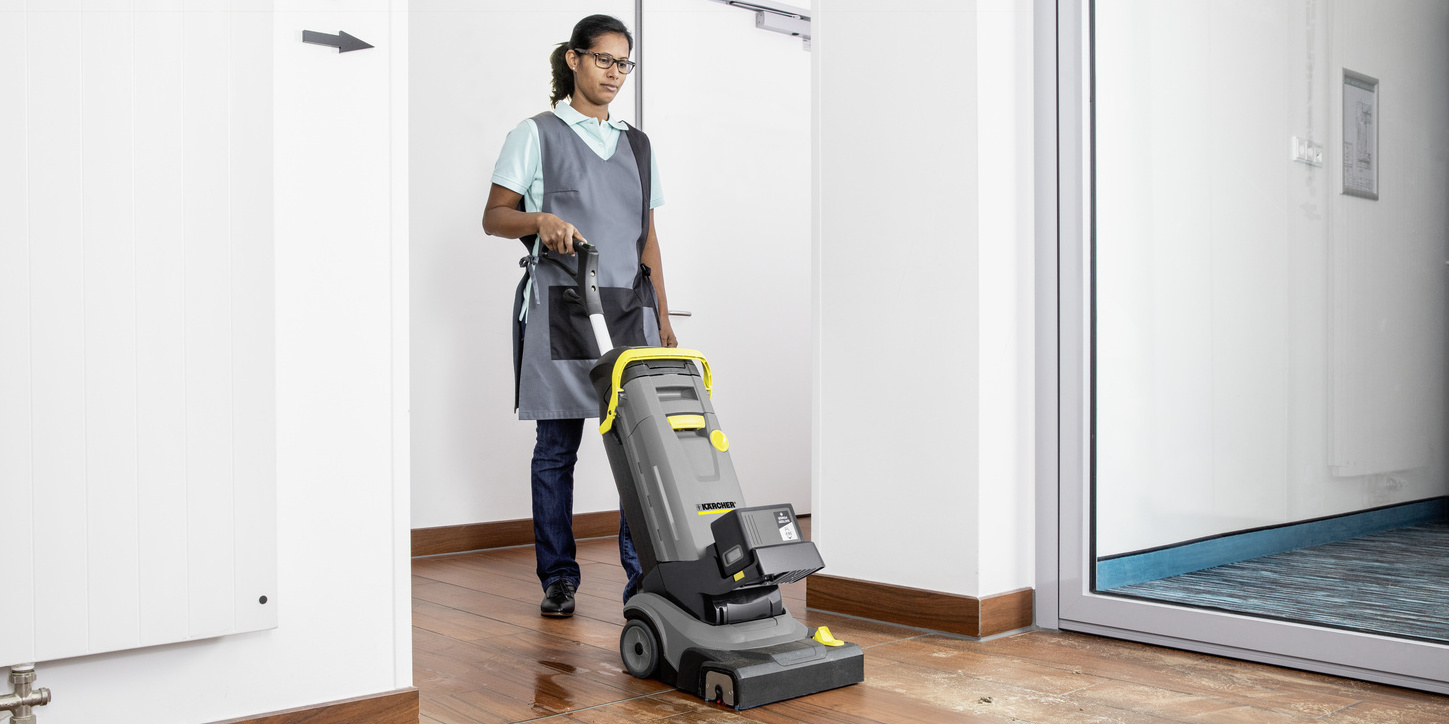 Akku-Scheuersaugmaschinen