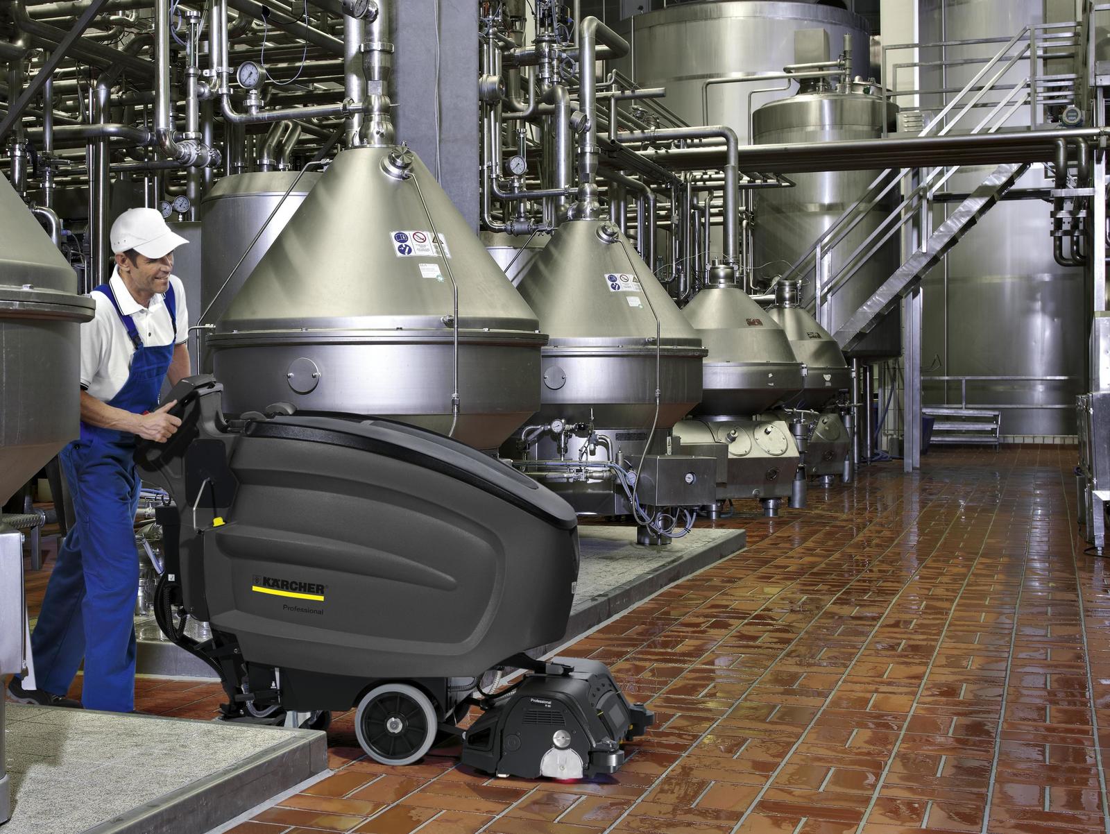 Como utilizar as máquinas Kärcher para a limpeza de galpão industrial ou logístico Como utilizar as máquinas Kärcher para a limpeza de galpão industrial ou logístico