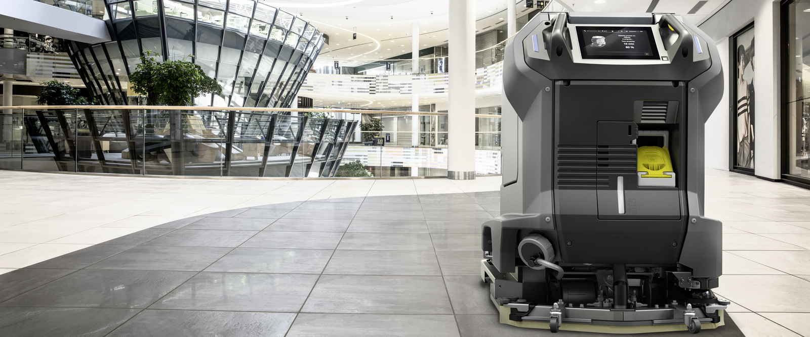 Robotik in der Gebäudereinigung Kärcher Reinigungsroboter im Einkaufszentrum.