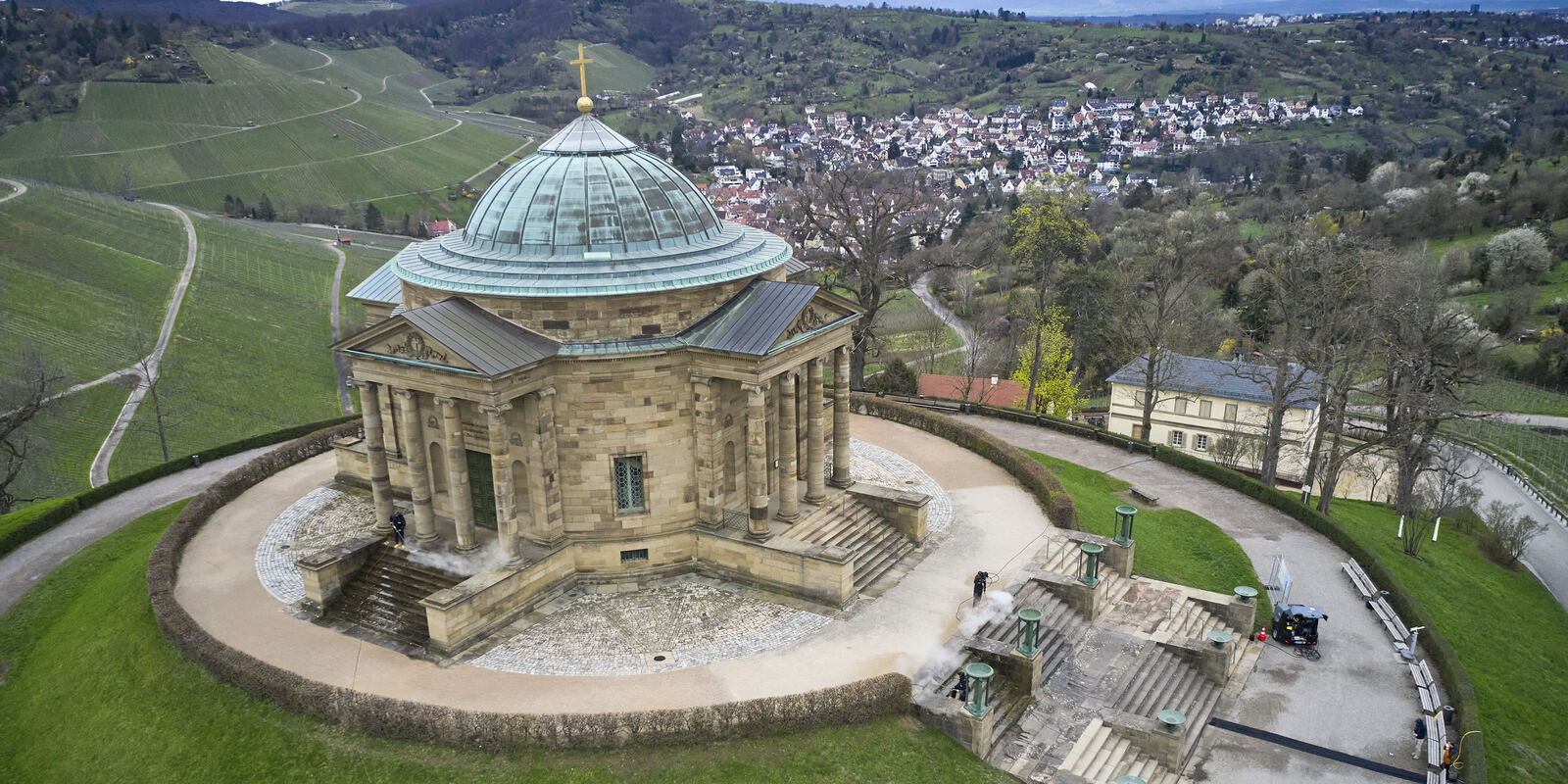 Cleaning of the funeral chapel in Stuttgart Cleaning of the funeral chapel in Stuttgart