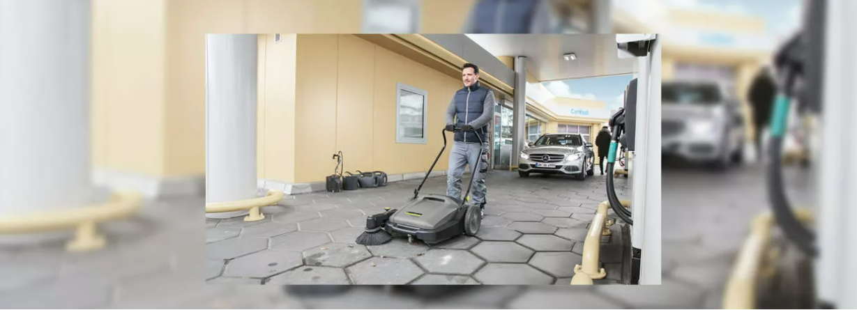 3 VANTAGENS DA LIMPEZA COM VARREDEIRA PROFISSIONAL PARA SUA EMPRESA