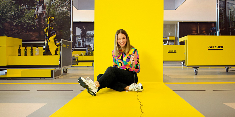 Співробітник WOW