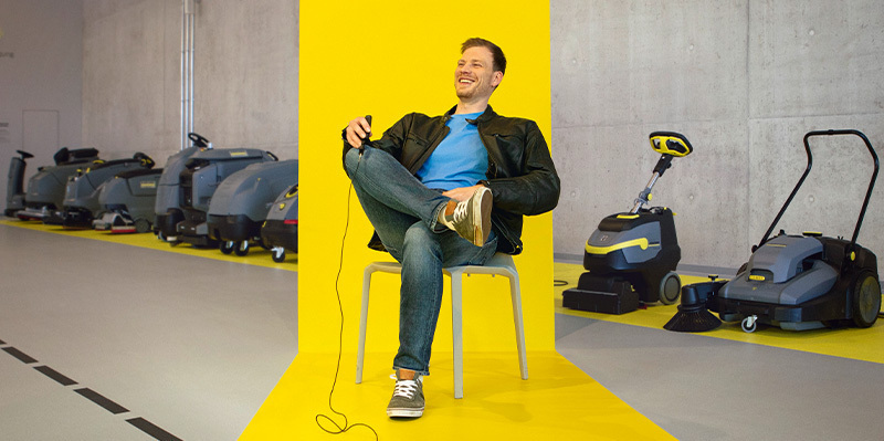 Сотрудник WOW