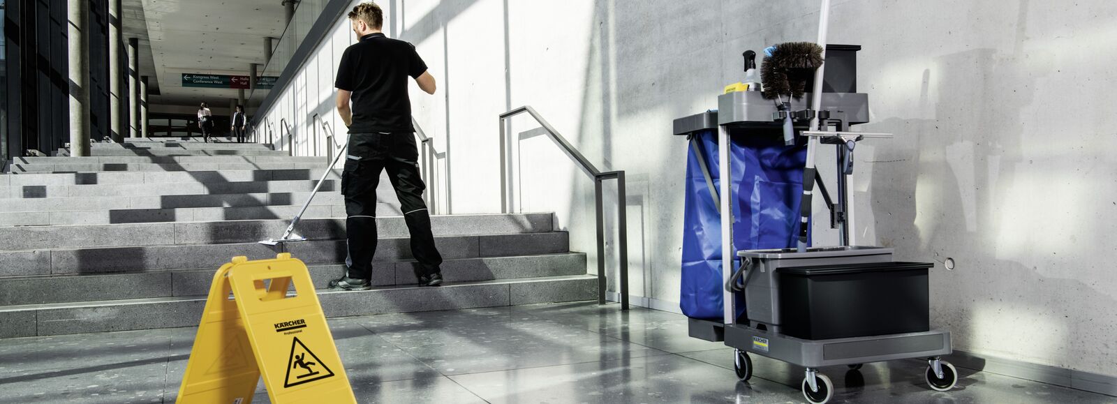 Maintenance cleaning of artificial stone floors Maintenance cleaning of artificial stone with Kärcher cleaning cart