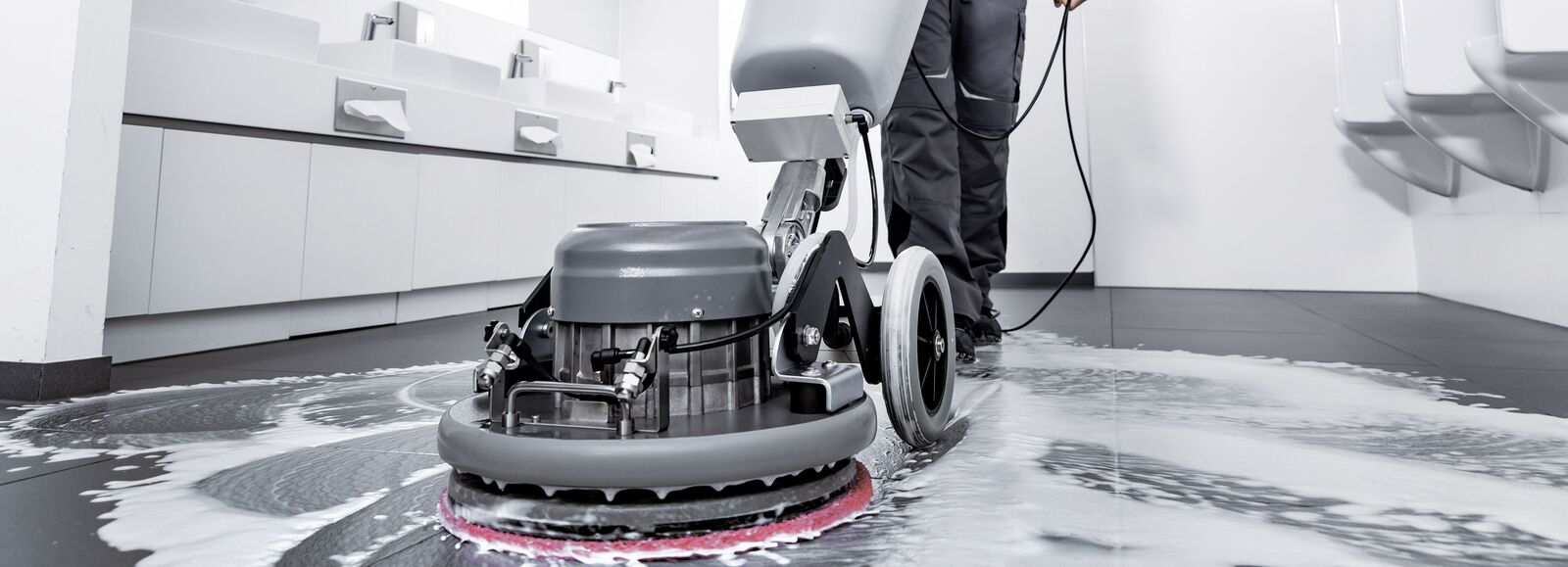 Single-disc machines with orbital technology Kärcher single-disc machines with orbital technology