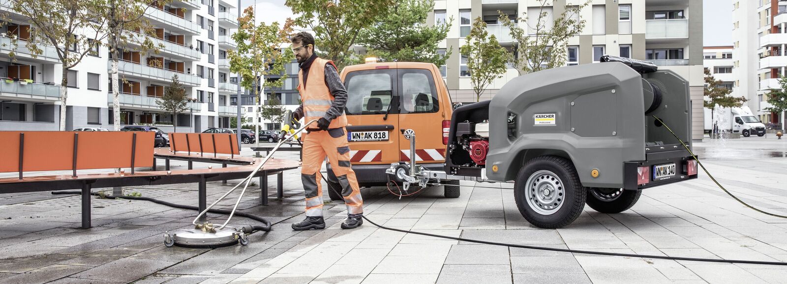 Surface cleaner in outdoor area Kärcher surface cleaner in outdoor area