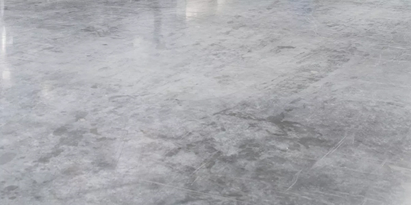 Car workshop parts cleaning