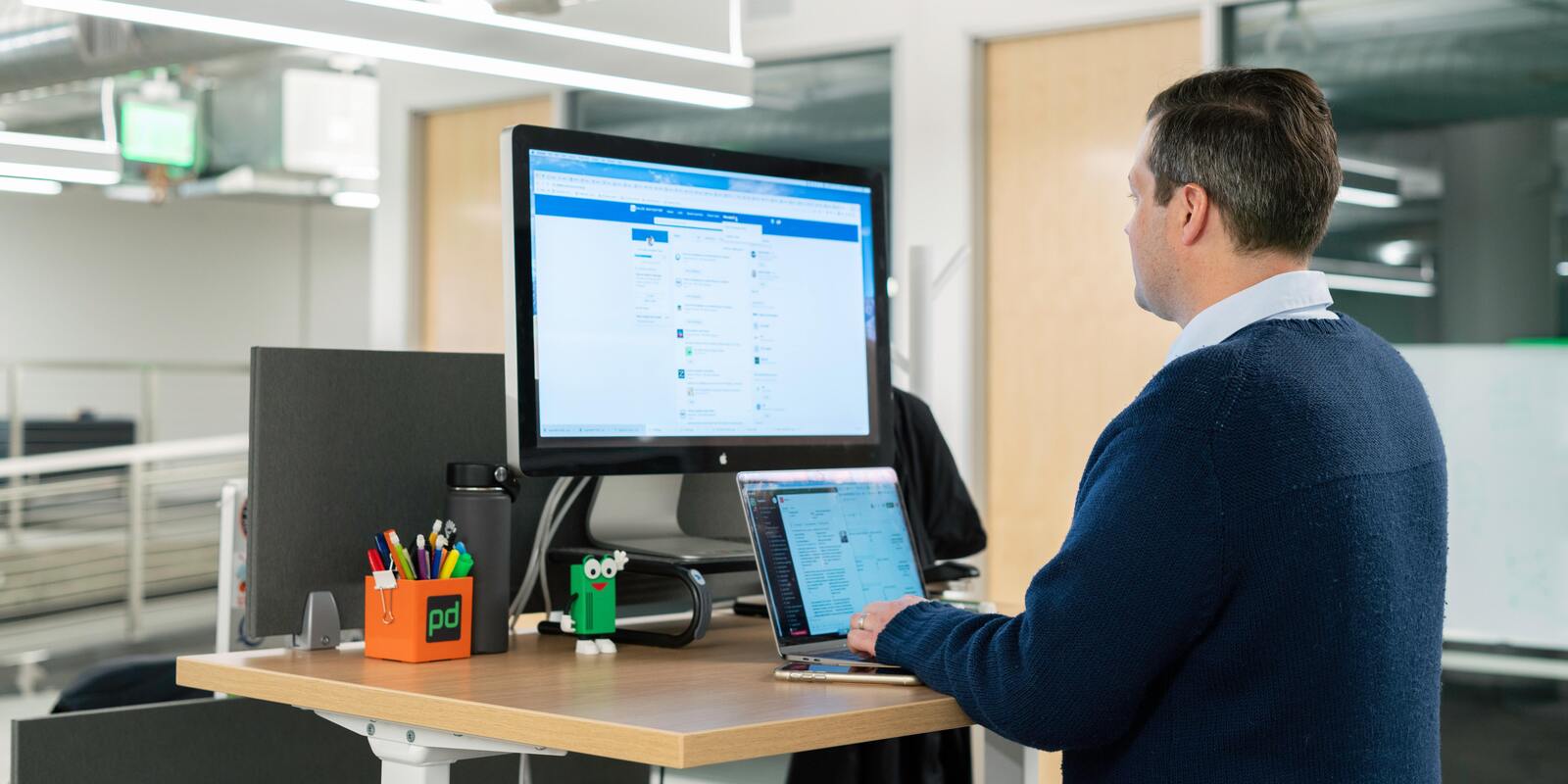 pexels-freestocksorg-34407