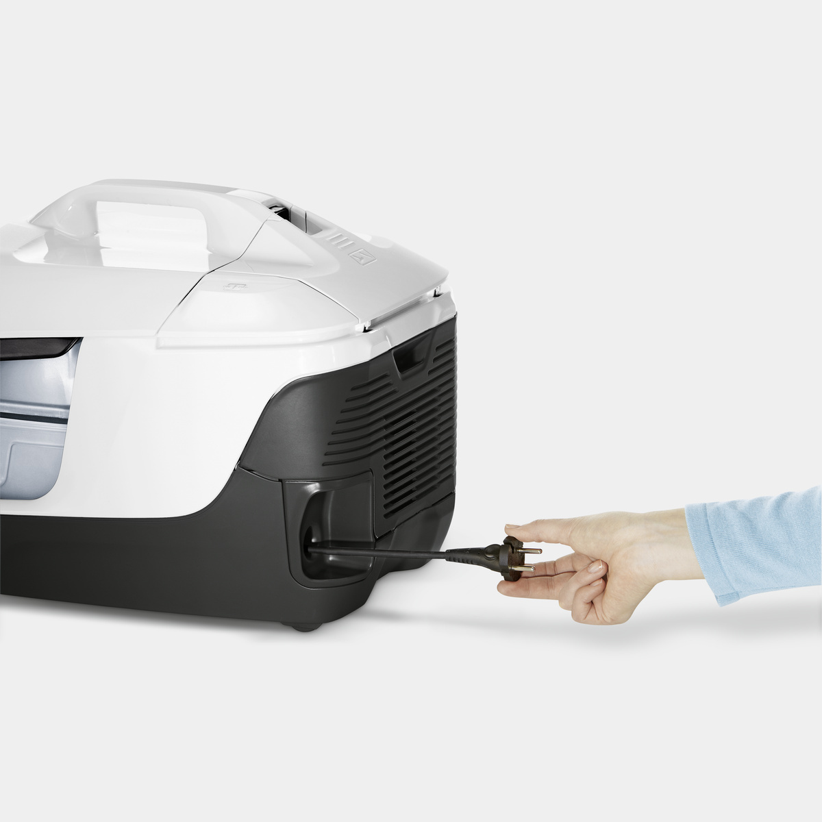 Kärcher Staubsauger mit Wasserfilter Kabelaufwicklung Kärcher Staubsauger mit Wasserfilter Kabelaufwicklung