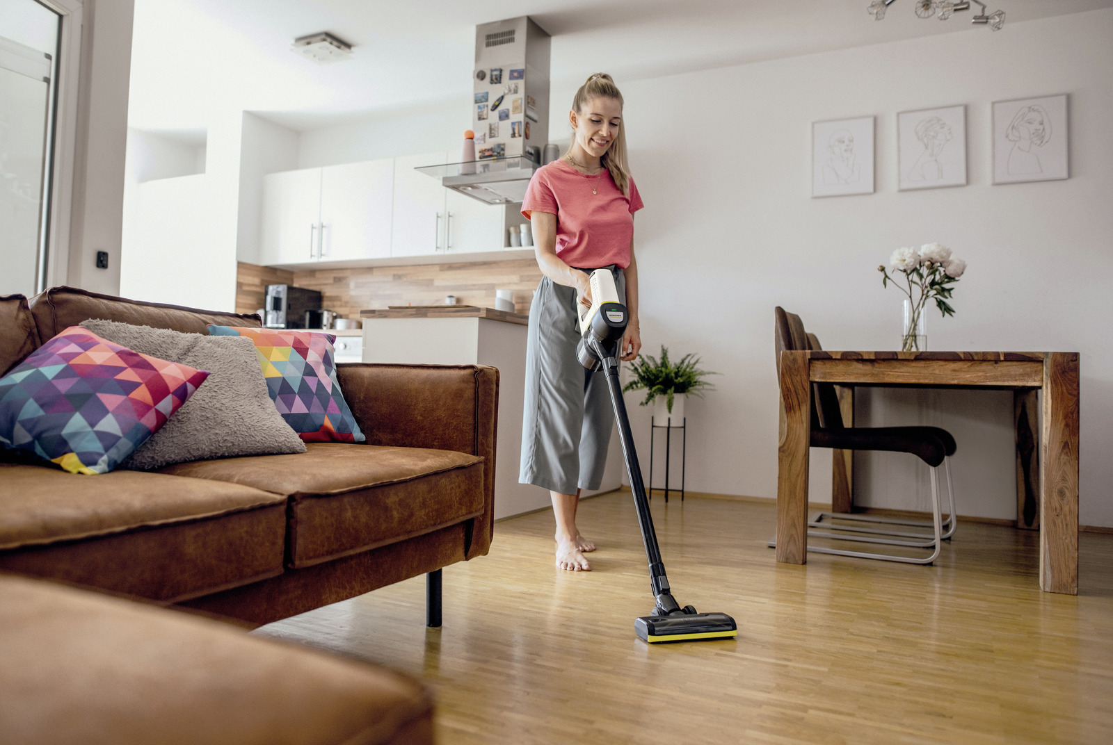 Parketo ir laminato siurbimas Parketo ir laminato siurbimas su Kärcher dulkių siurbliu