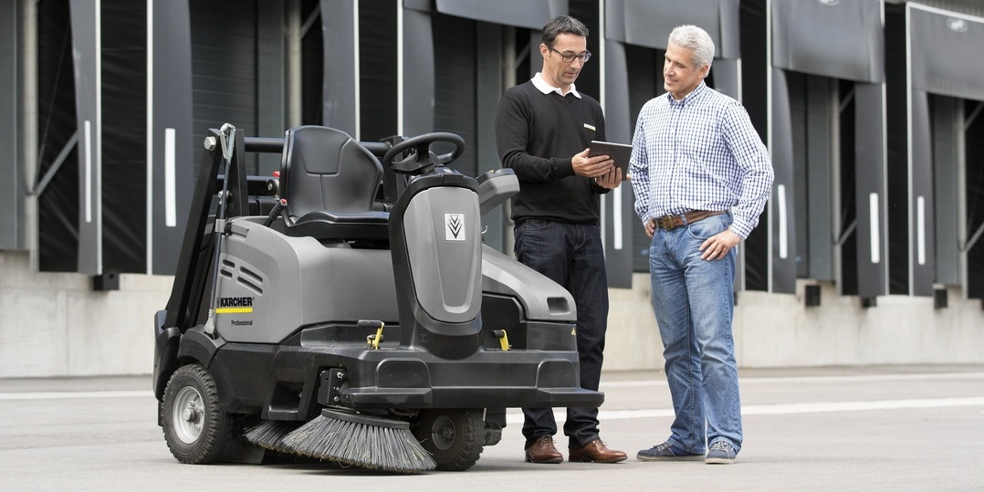 Service Advisor Service Advisor