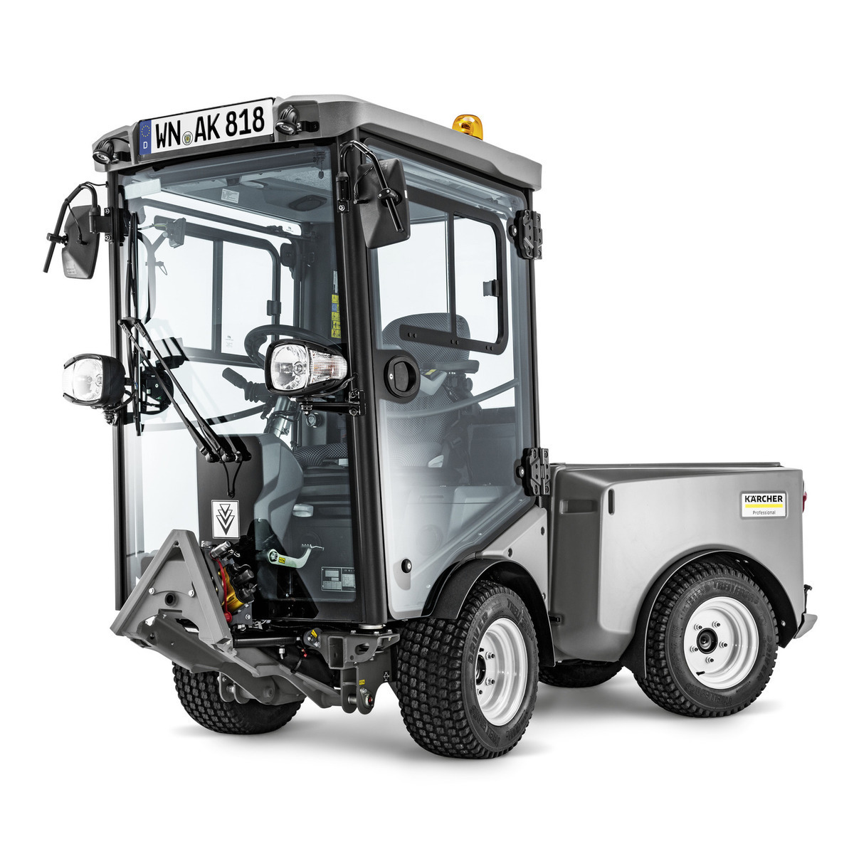 Großflächige Bodenreinigung im Lager mit dem autonomen Kärcher Scheuersaugroboter KIRA B 50