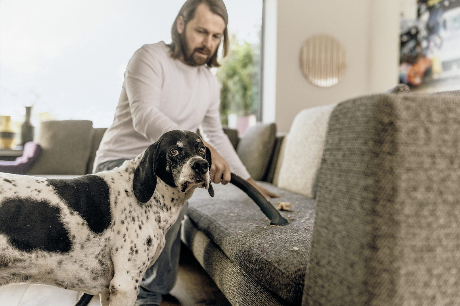 Muži dle výzkumu nejvíc milují vysávání