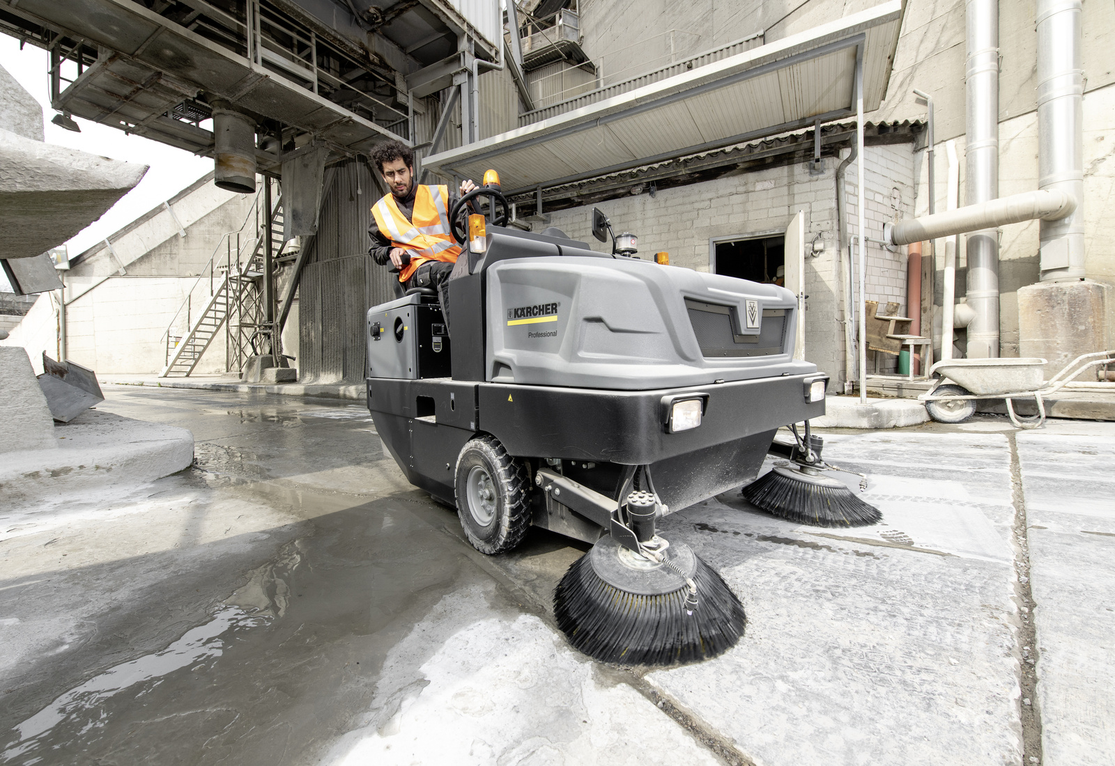 Remova todo tipo de sujeira com o equipamento ideal Remova todo tipo de sujeira com o equipamento ideal
