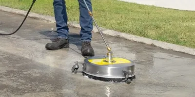 https://s1.kaercher-media.com/media/image/selection/154951/m3/karcher-15-inch-metal-surface-cleaner-4000-psi-cleans-business-sidewalk.webp