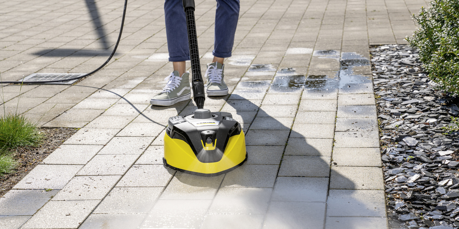 Cleaning pavers Kärcher Tips: Cleaning pavers