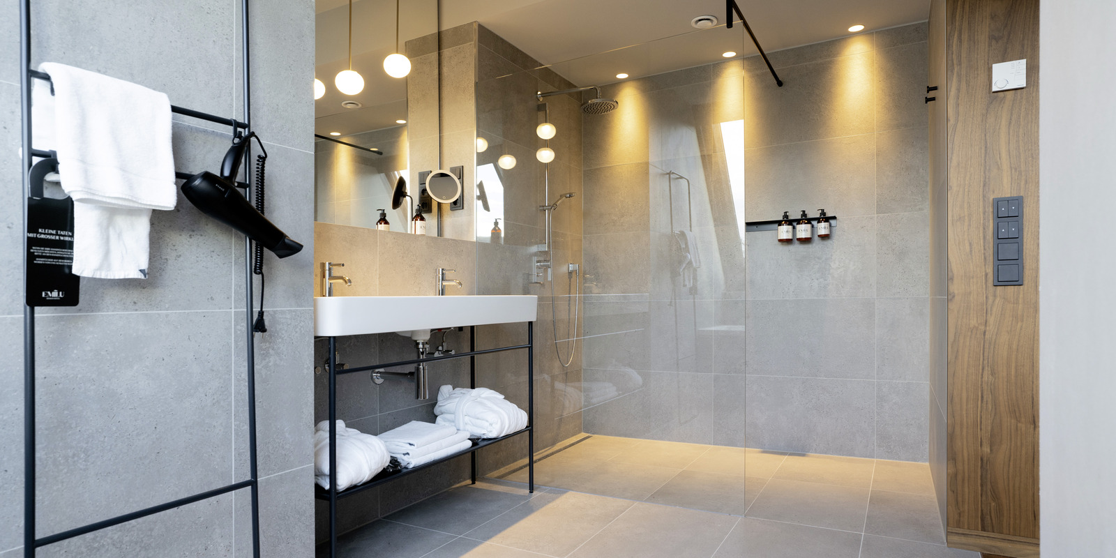 Cleaning the bathroom Tips on cleaning bathrooms with a Kärcher device