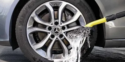 How to wash a car with a pressure washer