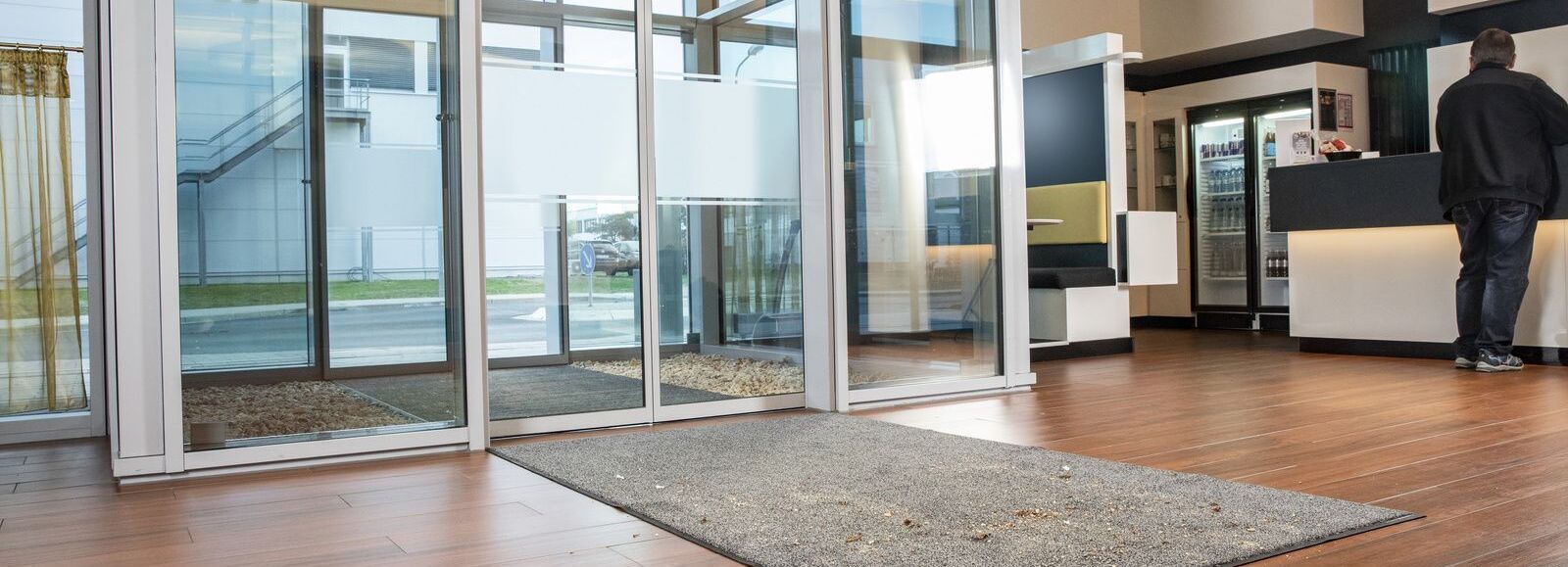 Sealed wooden floor An entrance area with sealed wooden floor