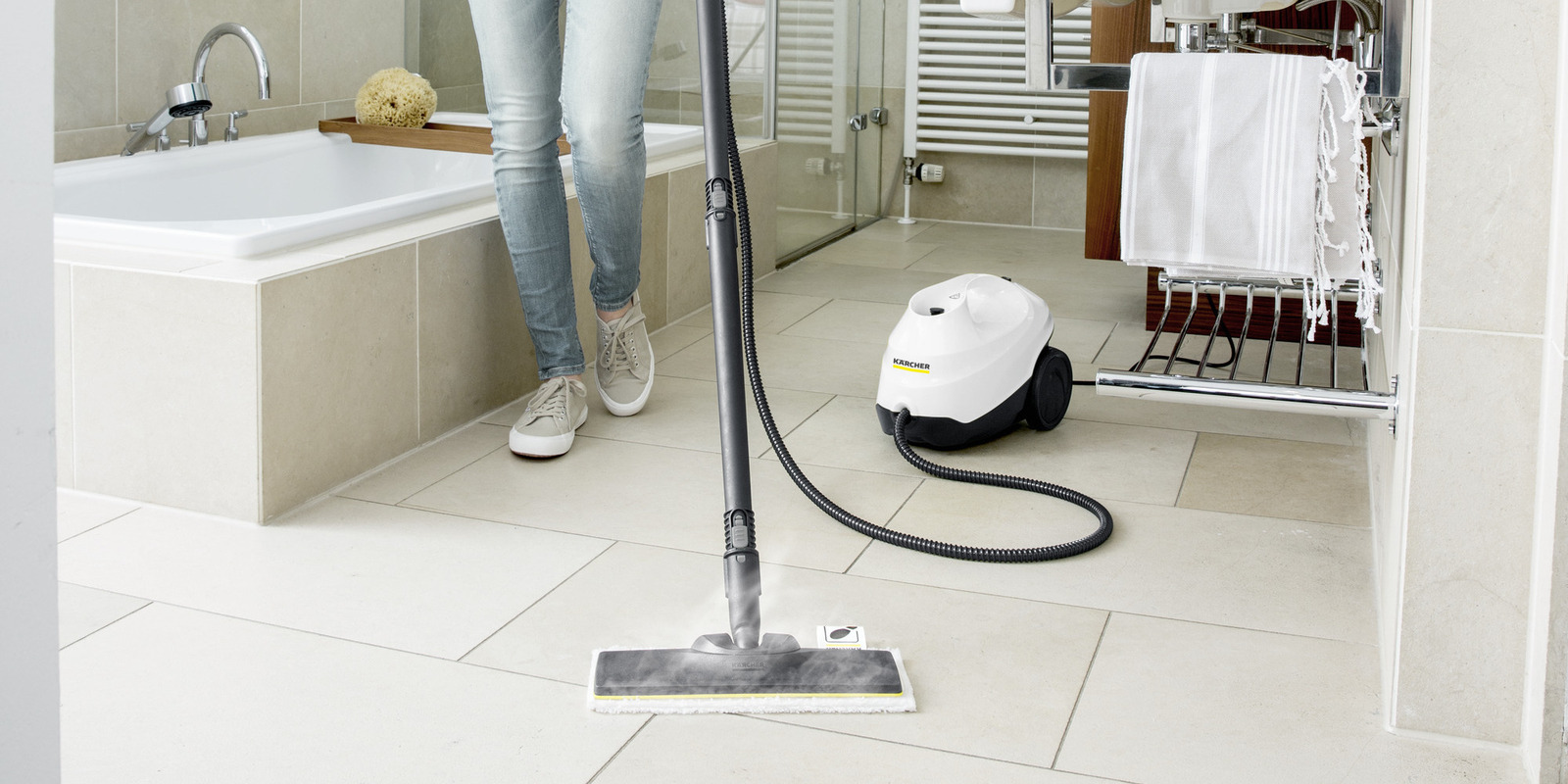 Karcher SC 3 EasyFix Cleans Bathroom Floor Karcher SC 3 EasyFix Cleans Bathroom Floor