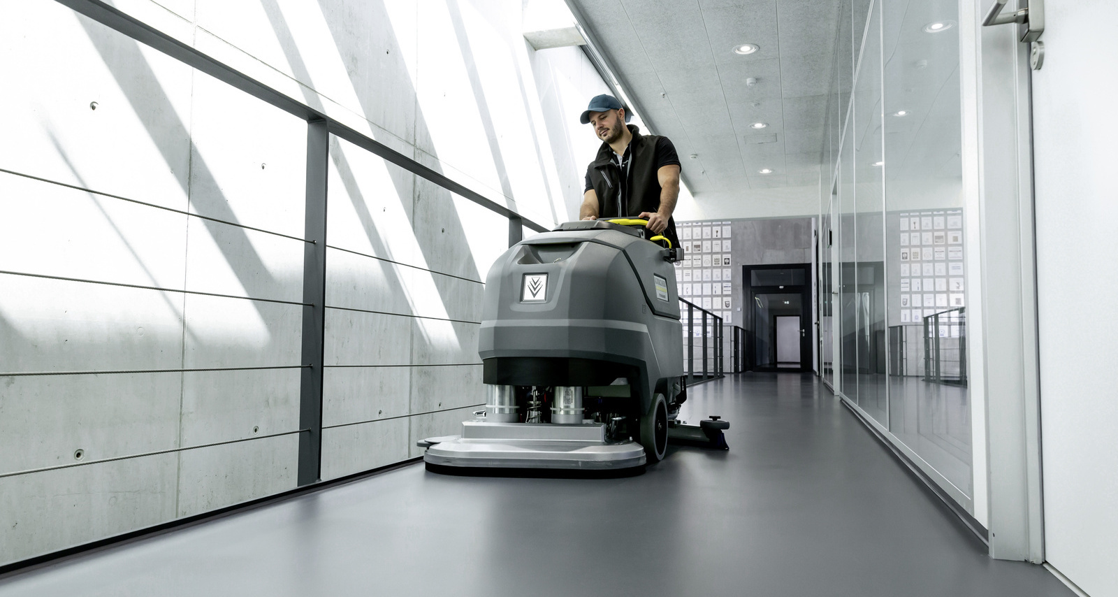 Header Scheuersaugmaschine