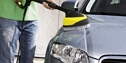Auto reinigen met Kärcher Power Brush Windows Vac Kärcher
