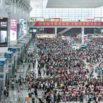 Shanghai Hongqiao Highspeed Train Station Stock Photo - Download Image Now  - Airport, Shanghai, Crowded - iStock